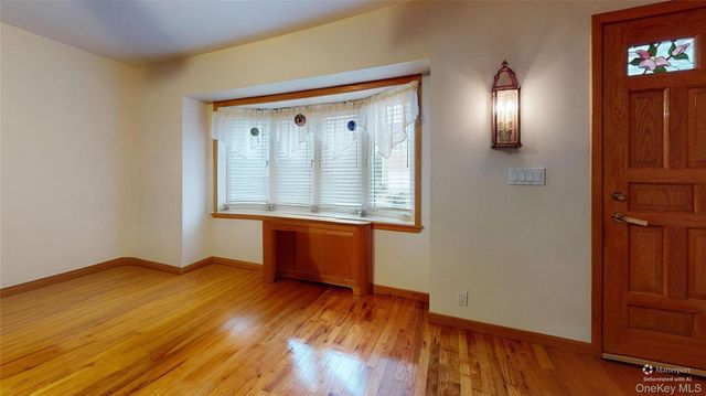 120 Barrymore Boulevard, Franklin Square, NY 11010