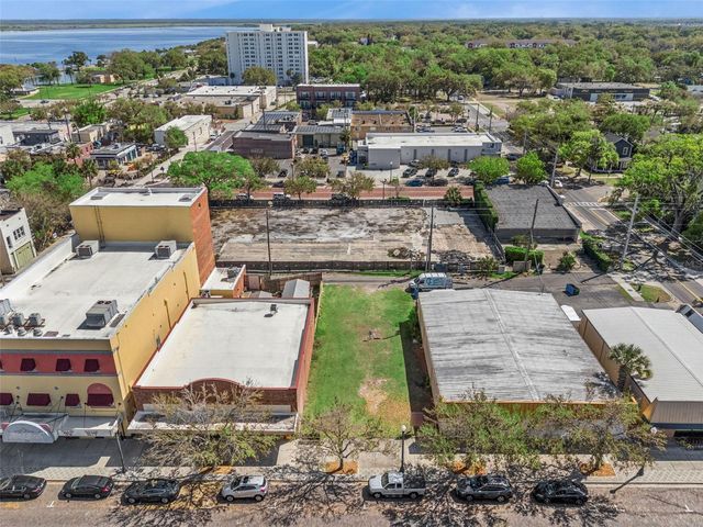 215 MAGNOLIA AVENUE, Sanford, FL 32771