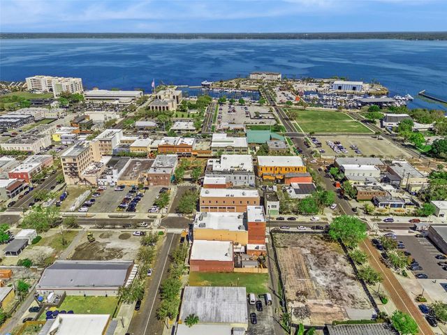 215 MAGNOLIA AVENUE, Sanford, FL 32771
