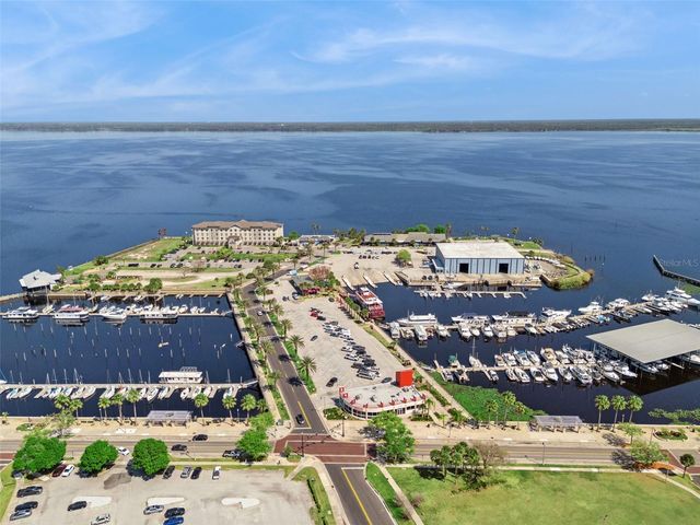 215 MAGNOLIA AVENUE, Sanford, FL 32771