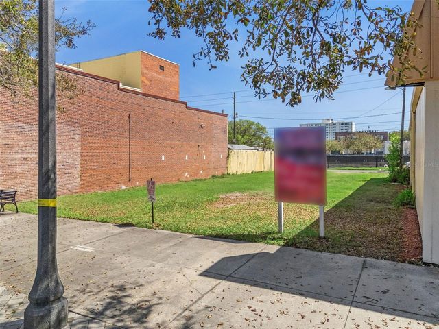 215 MAGNOLIA AVENUE, Sanford, FL 32771