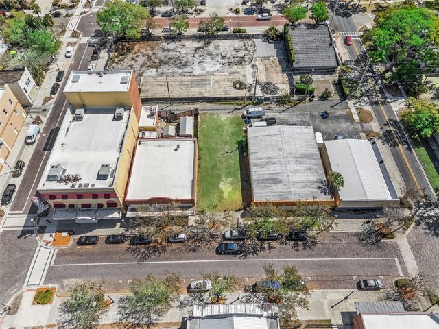 215 MAGNOLIA AVENUE, Sanford, FL 32771
