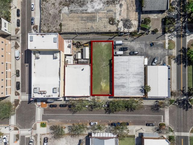 215 MAGNOLIA AVENUE, Sanford, FL 32771
