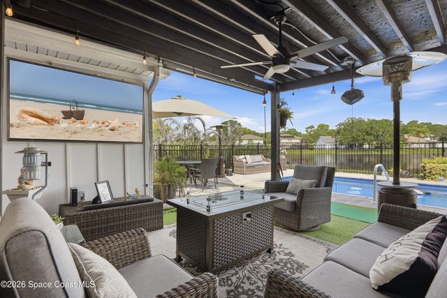 6976 Hammock Lakes Drive, Melbourne, FL 32940