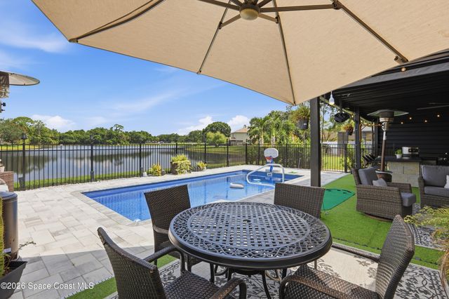 6976 Hammock Lakes Drive, Melbourne, FL 32940