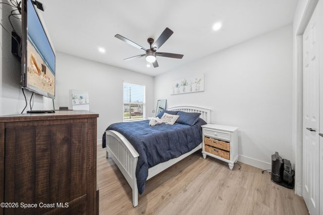 6976 Hammock Lakes Drive, Melbourne, FL 32940
