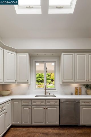 187 Moraga Way, Orinda, CA 94563