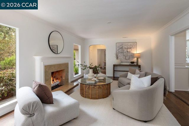 187 Moraga Way, Orinda, CA 94563