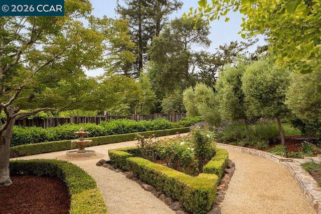 187 Moraga Way, Orinda, CA 94563