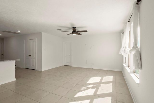 15311 Silver Breeze Lane, Houston, TX 77044