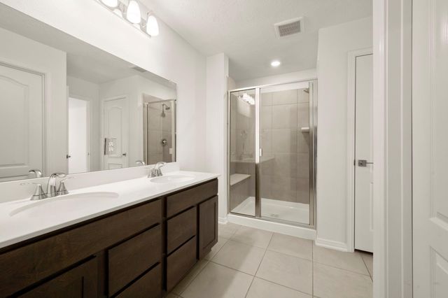 15311 Silver Breeze Lane, Houston, TX 77044