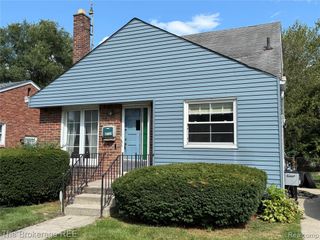 17722 Kinloch, Redford, MI 48240