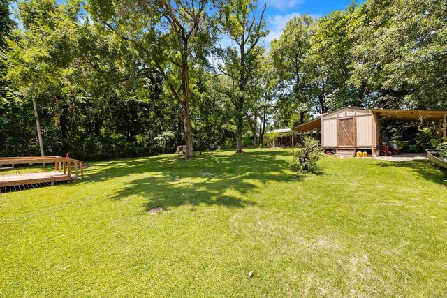 2832 Lakeside Drive, Benton, AR 72019