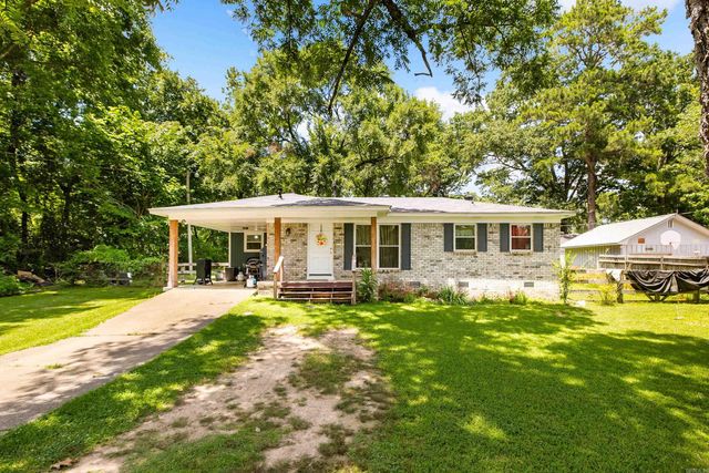 2832 Lakeside Drive, Benton, AR 72019