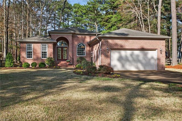 529 Piney Point RD, Yorktown, VA 23692