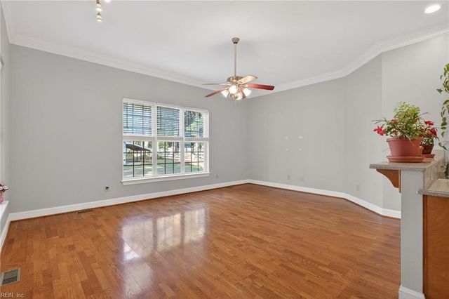 529 Piney Point RD, Yorktown, VA 23692