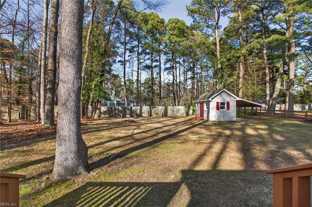 529 Piney Point RD, Yorktown, VA 23692