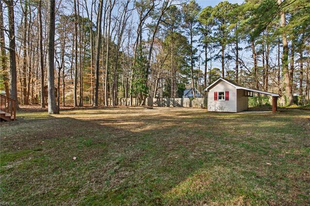 529 Piney Point RD, Yorktown, VA 23692