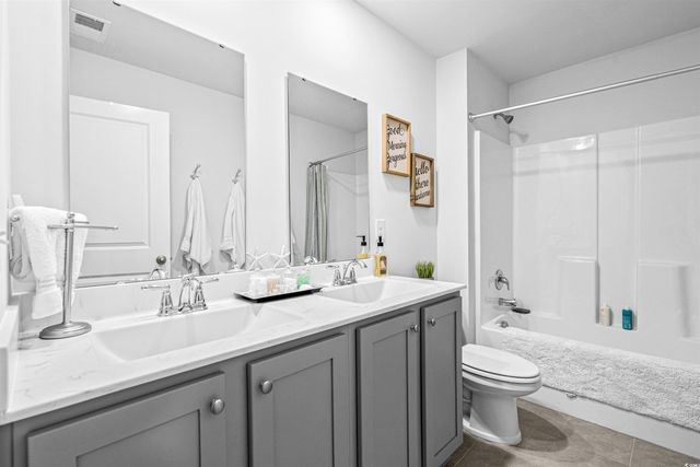 331 Emery Oak Dr., Murrells Inlet, SC 29576