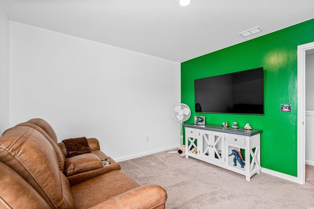 331 Emery Oak Dr., Murrells Inlet, SC 29576