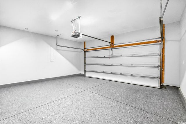 331 Emery Oak Dr., Murrells Inlet, SC 29576