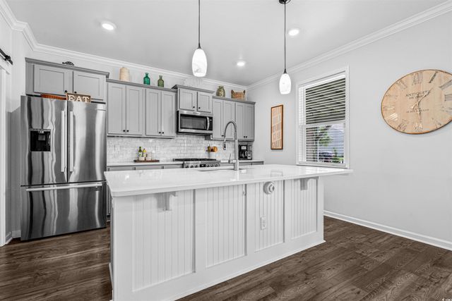 331 Emery Oak Dr., Murrells Inlet, SC 29576