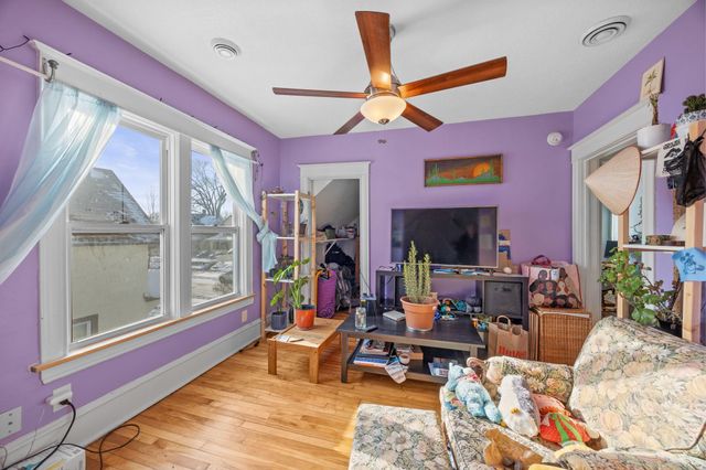 3429 17th Avenue S, Minneapolis, MN 55407