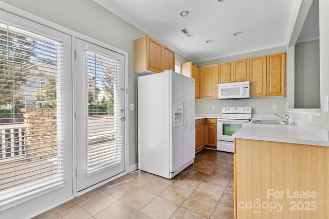 11013 Dundarrach Lane, Charlotte, NC 28277