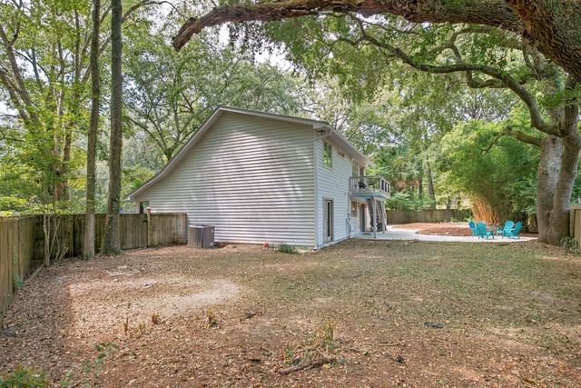 2321 Chairmaker Court, Charleston, SC 29414