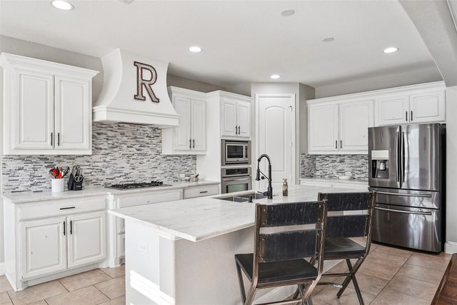 235 Williamsburg Lane, Ovilla, TX 75154
