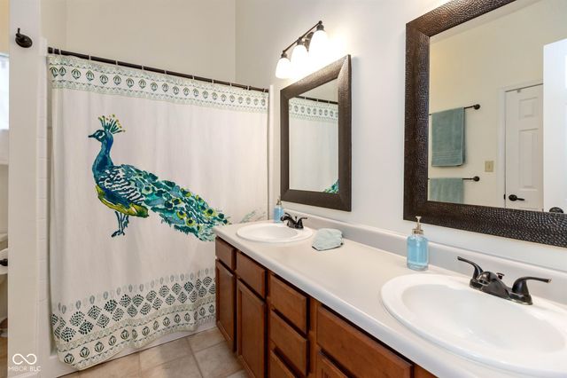 360 Grove Court, Greenwood, IN 46142