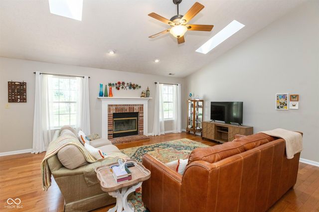 360 Grove Court, Greenwood, IN 46142