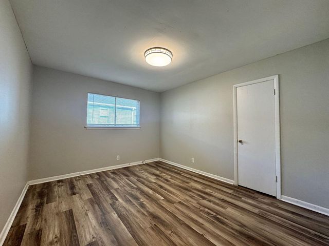 1014 N Larchmont Avenue B, Chattanooga, TN 37411