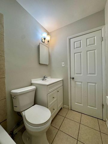 1014 N Larchmont Avenue B, Chattanooga, TN 37411