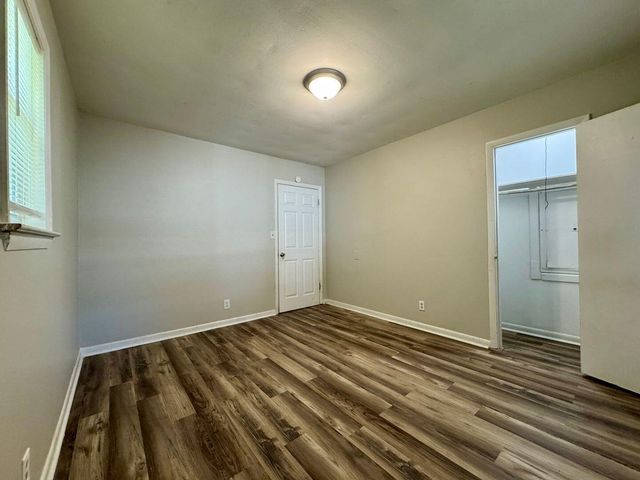 1014 N Larchmont Avenue B, Chattanooga, TN 37411