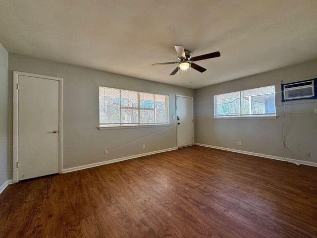 1014 N Larchmont Avenue B, Chattanooga, TN 37411