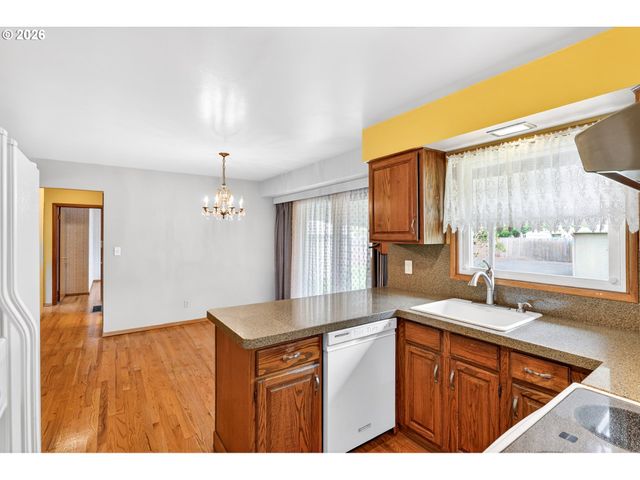 2012 Se 185TH Ave, Portland, OR 97035