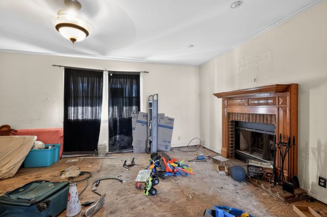 116 Pennsylvania Ave, White House, TN 37188