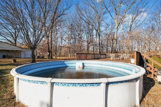 116 Pennsylvania Ave, White House, TN 37188