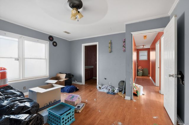 116 Pennsylvania Ave, White House, TN 37188