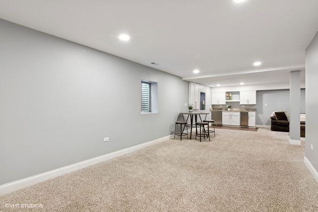 816 S Spring Road, Elmhurst, IL 60126