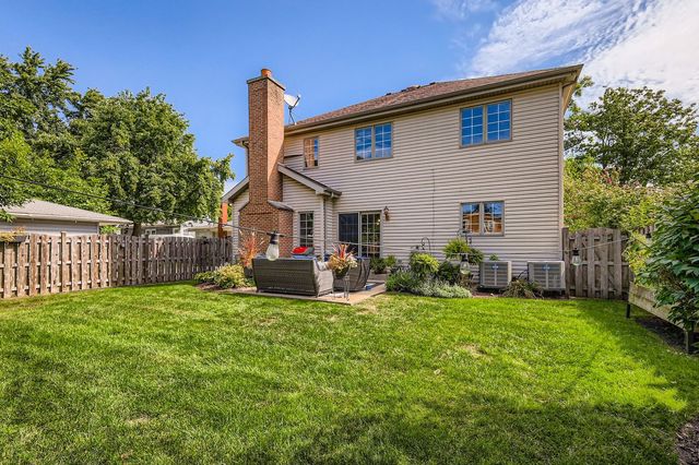 816 S Spring Road, Elmhurst, IL 60126