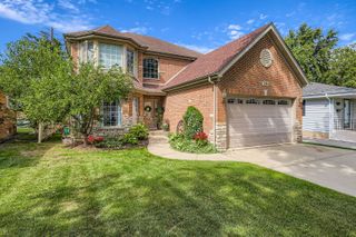 816 S Spring Road, Elmhurst, IL 60126