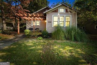 1677 Neely Avenue, East Point, GA 30344