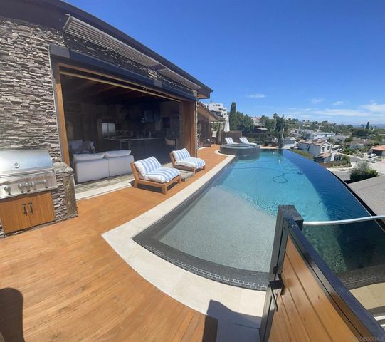 1173 Van Nuys, San Diego, CA 92109