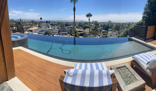 1173 Van Nuys, San Diego, CA 92109