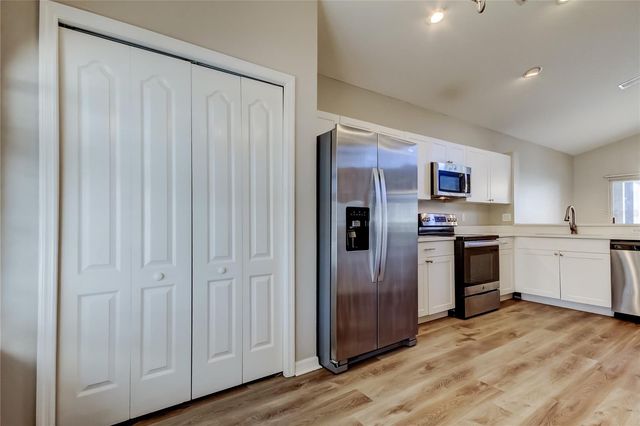 8813 FOUNDERS CIRCLE, Palmetto, FL 34221