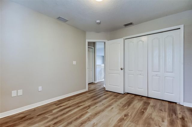 8813 FOUNDERS CIRCLE, Palmetto, FL 34221