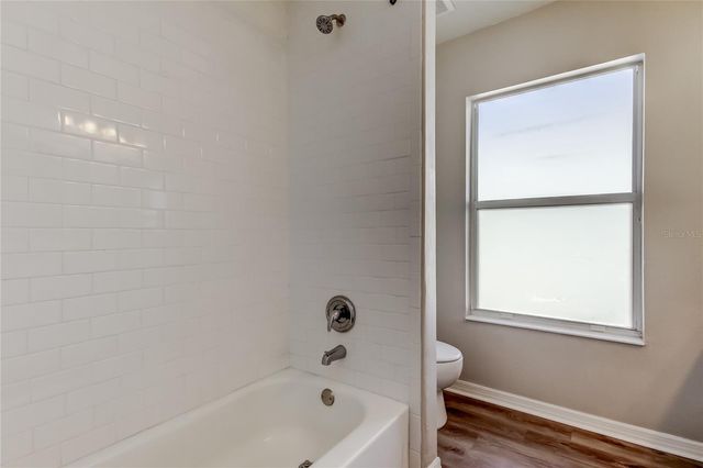 8813 FOUNDERS CIRCLE, Palmetto, FL 34221