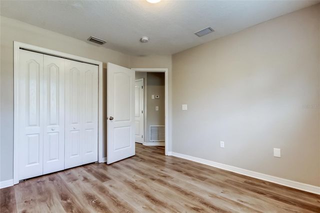 8813 FOUNDERS CIRCLE, Palmetto, FL 34221